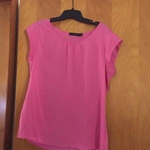 The Limited pink blouse! Very little wear!